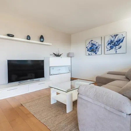 Rent Forum Apartment Sant Adria de Besos